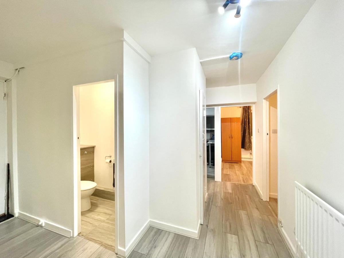 Fabulous 3 Bedroom Flat Sleeps 6 Лондон Екстер'єр фото